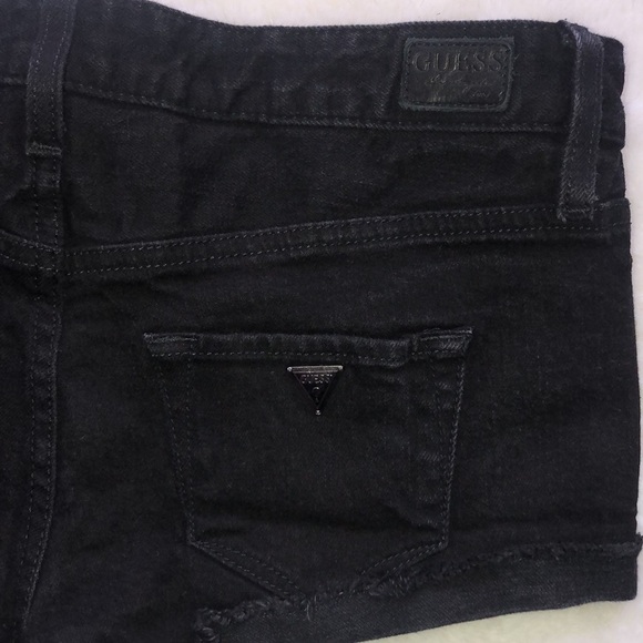 GUESS Black Denim Shorts Size 27 - Picture 5 of 5